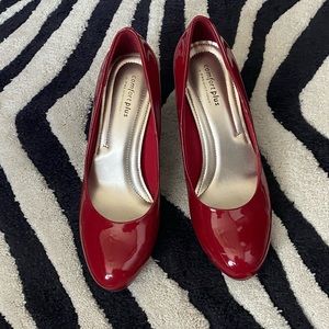 EUC Red pumps